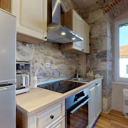 Apartman Chrysanta Split