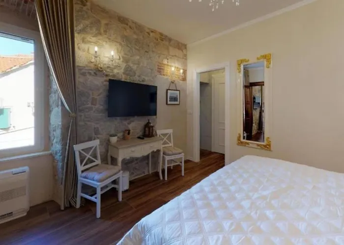 Chrysanta アパート