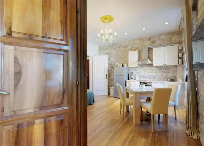 アパート Chrysanta *