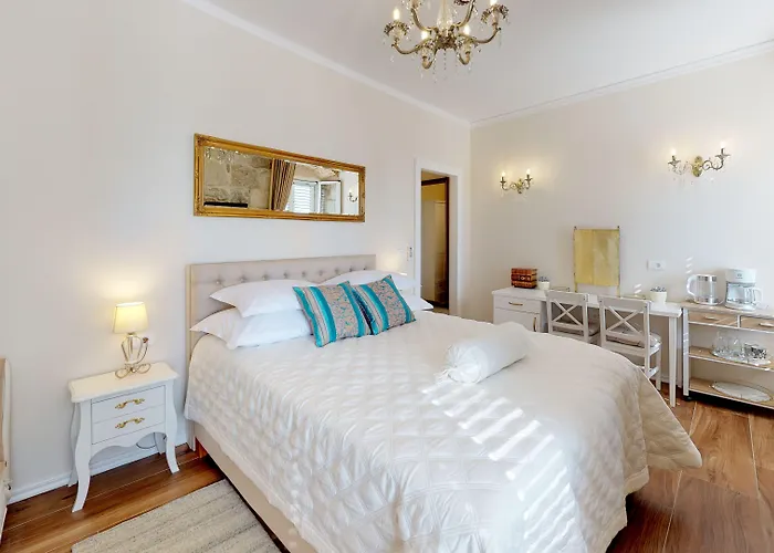 Chrysanta アパート