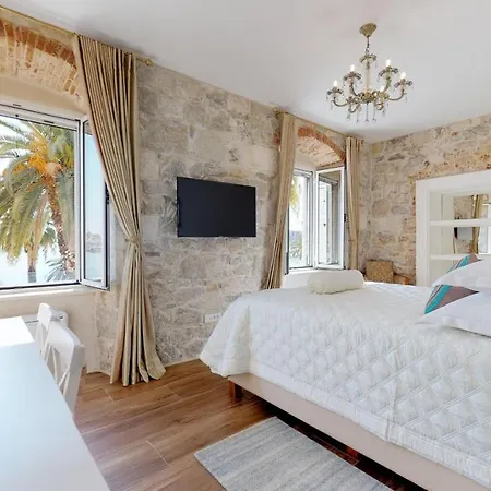 Apartament Chrysanta Split