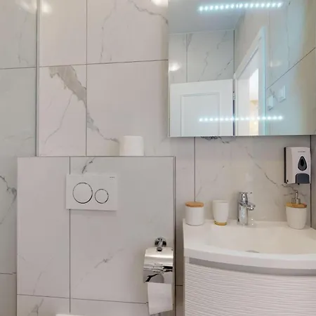 Apartament Chrysanta